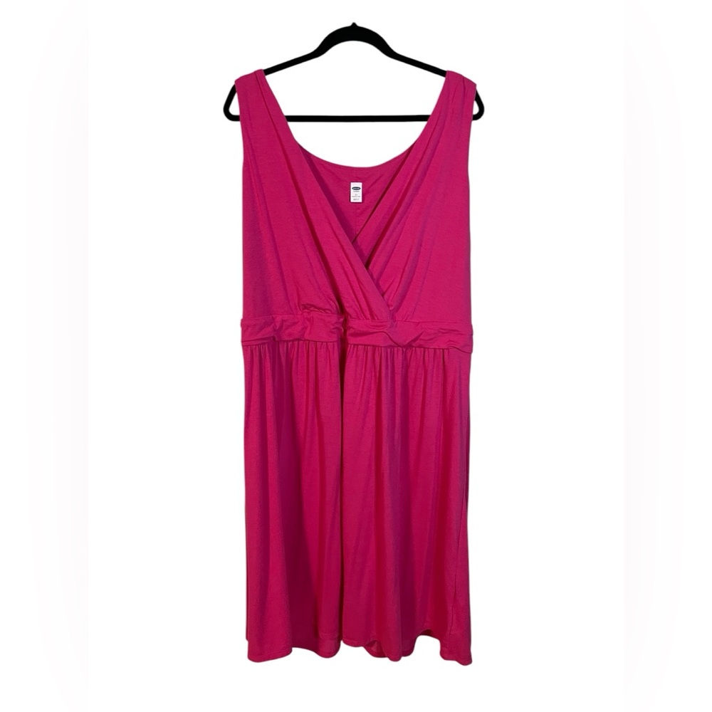 A Pink sleeveless dress by Old Navy in size 3X